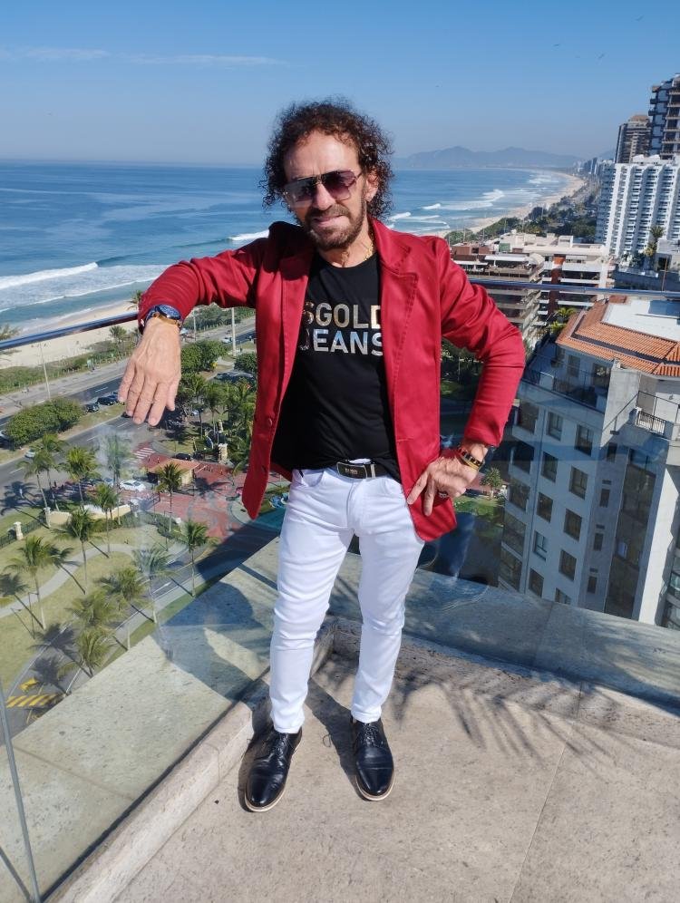 Carlinhos Sipaúba é o novo destaque do piseiro e do arrocha 