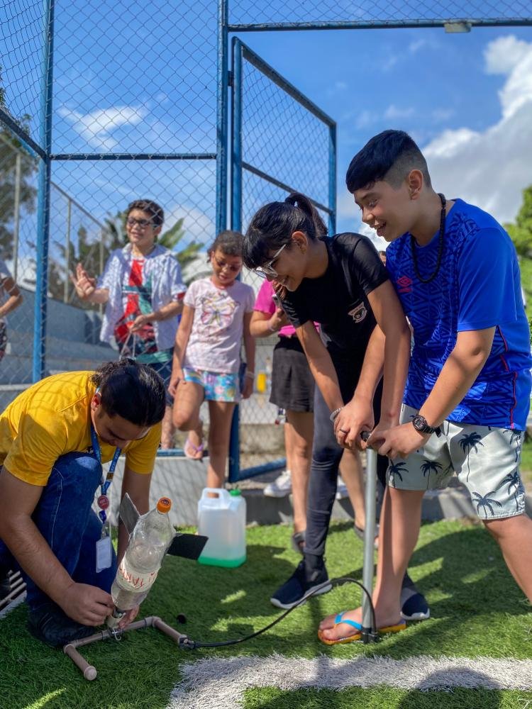 Brincadeiras e atividades práticas animam a Colônia de Férias da Escola SESI Amapá