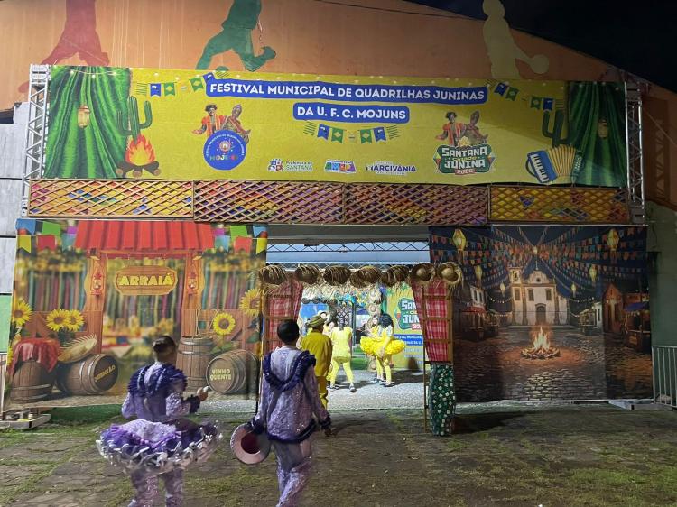 Santana encerra calendário junino com grande celebração no Festival Municipal de Quadrilhas Juninas Mojuns