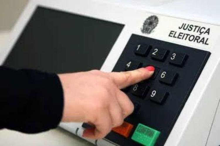 Especialista esclarece quando o uso de IA pode se tornar ilegal nas eleições
