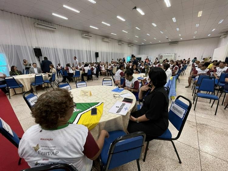 Presidente Josiel Alcolumbre destaca colaboração no desenvolvimento do artesanato no Amapá