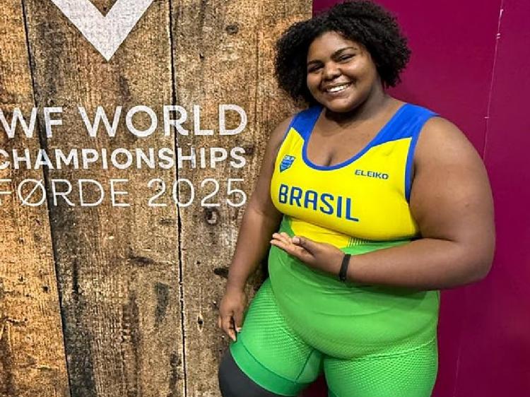 Mesmo sem as melhores condições físicas, Taiane Justino fica em primeiro no grupo B e em quinto no arremesso do Mundial