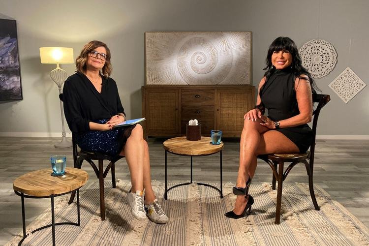 Gretchen conta verdades sobre polêmicas de sua vida em entrevista para programa português "Júlia" da RTP SIC TVI