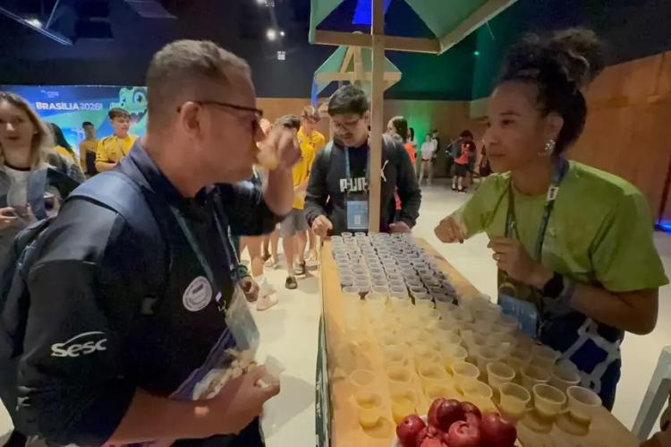 Sabores do Amapá conquistam estudantes de todo o Brasil na 'Noite dos Estados dos JEBs', em Brasília