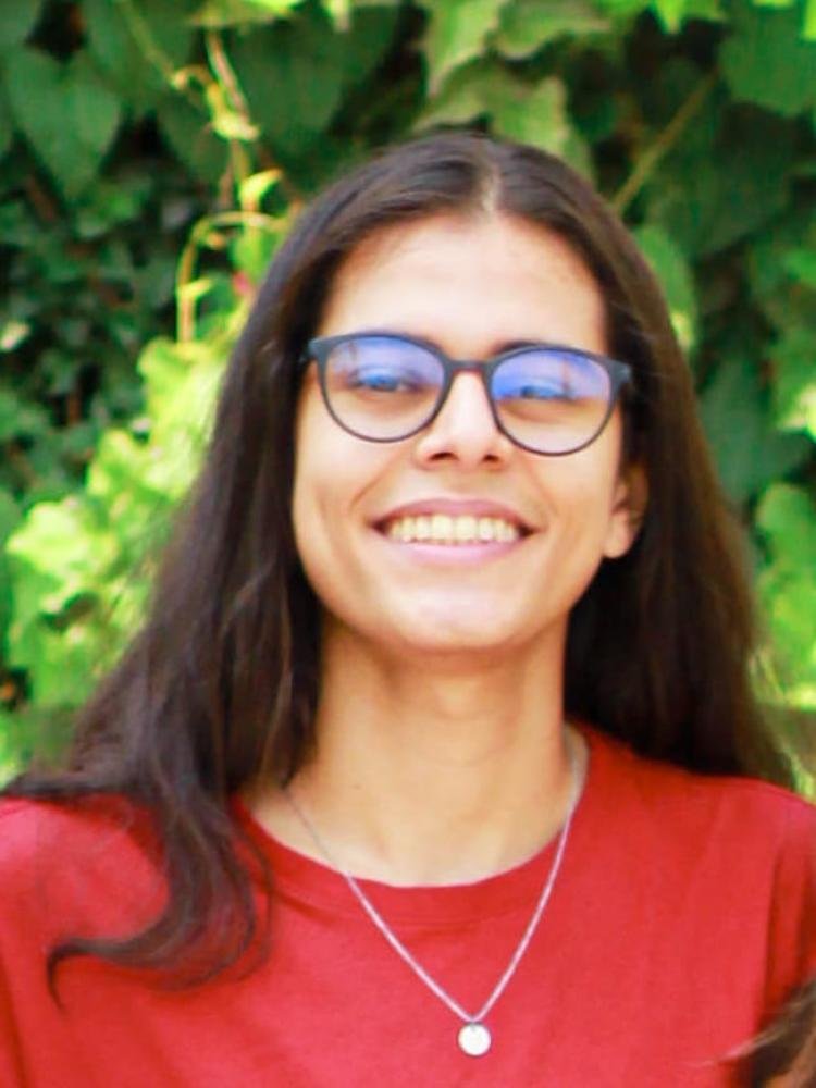 "O que tem na bolsa da mamãe?": Contadora de Histórias Lu de Oliveira lança seu primeiro livro infantil
