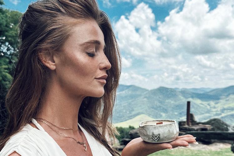 Cintia Dicker lança linha de produtos naturais que virou 