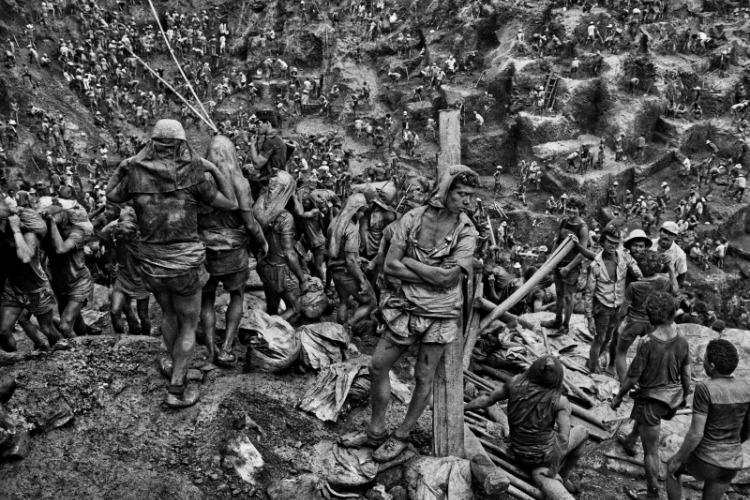 Centro Cultural Banco da Amazônia recebe a exposição “Trabalhadores”, de Sebastião Salgado