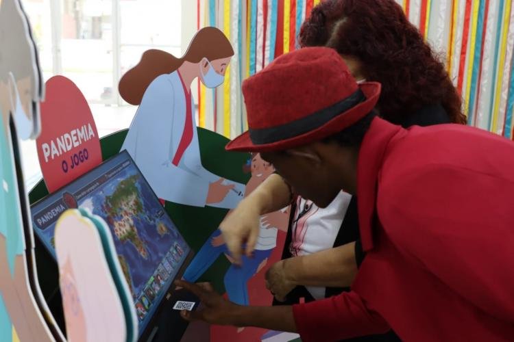 Exposição “VACINA!” segue aberta ao público até 26 de agosto