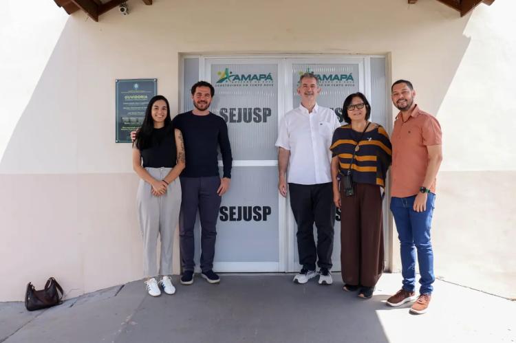 Governo recebe visita de escola internacional inédita na América do Sul e avança na seleção para receber campus na Amazônia