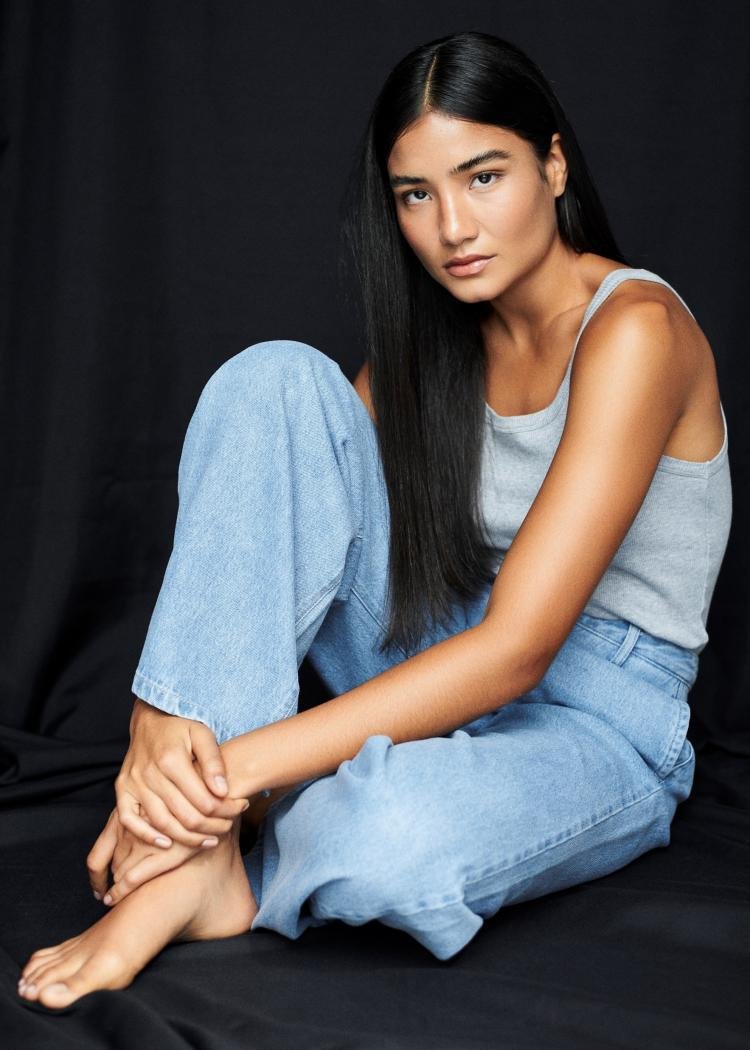 Dia dos Povos Indígenas: Conheça alguns talentos que representam a beleza originária na moda!