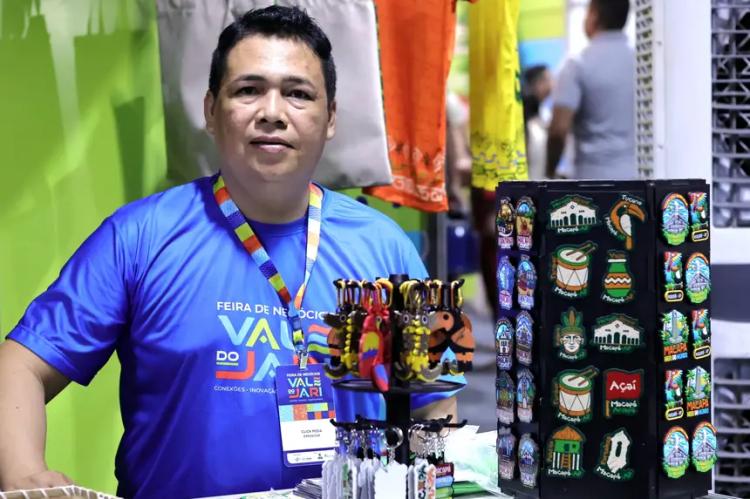 'Essas iniciativas encorajam mais pessoas a empreender', diz visitante da Feira de Negócios do Vale do Jari 
