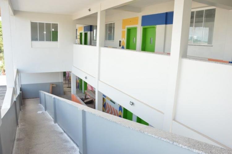 Governo do Amapá avança para fase de acabamentos da reconstrução da Escola Estadual Ruth Bezerra, em Macapá