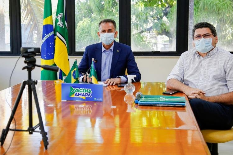 Governador propõe aquisição de mais vacinas e reajustes tributários durante Fórum de Governadores