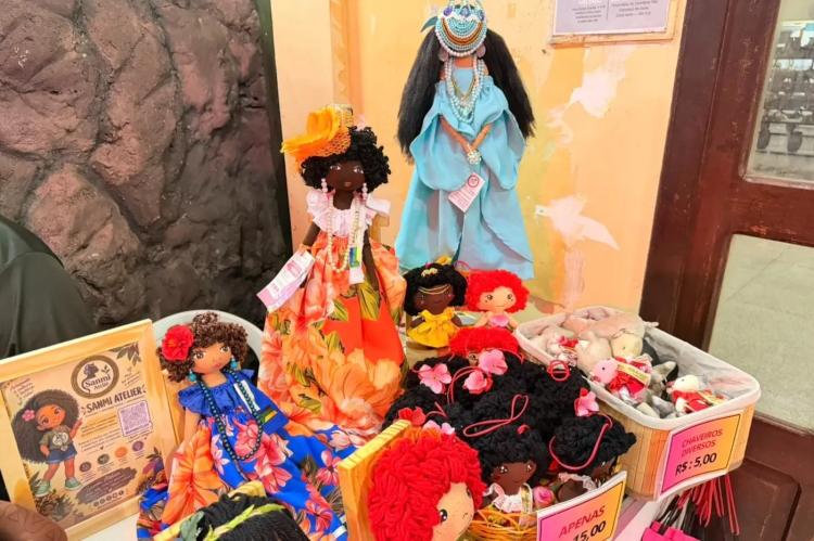 'Além de prestigiar o evento, a população conhece o nosso trabalho', destaca artesã no Amapá Jazz Festival