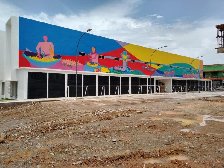 SHOPPING POPULAR GANHA MURAIS PINTADOS PELO ARTISTA AMAPAENSE JERIEL