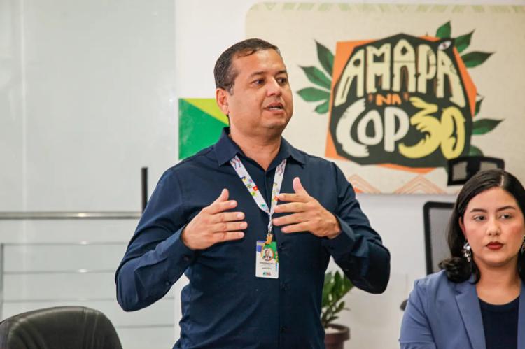 Governo do Amapá entrega cartões do Programa Bolsa Produtividade a 15 pesquisadores