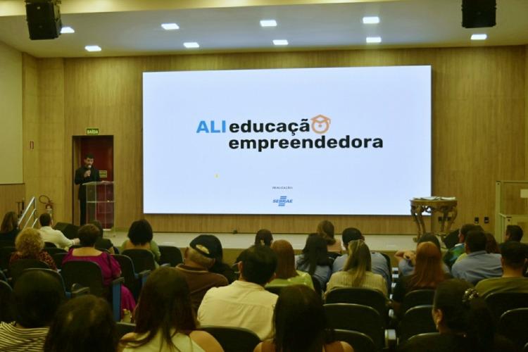 Projeto ALI Educação Empreendedora encerra ciclo 2025 em 51 escolas de Macapá e Santana