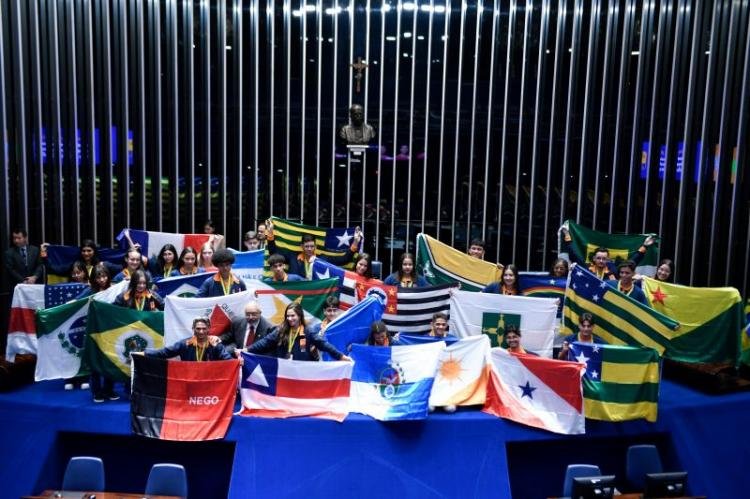 Estudante do Amapá é nomeado presidente da comissão de educação do programa Jovem Senador 2024