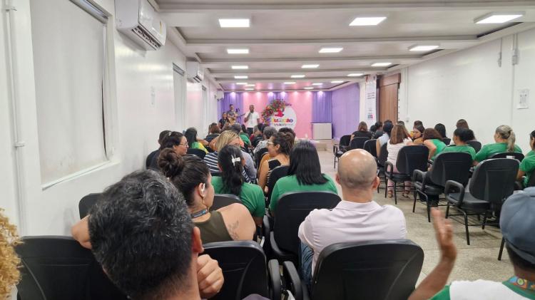 Governo do Amapá promove homenagem a servidoras da Educação durante programação do Mês da Mulher