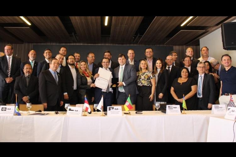 Presidente da Caixa de Assistência anuncia cartão de crédito e benefícios para advogados amapaenses