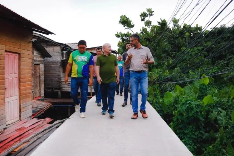 Ponte Firme: governador Clécio entrega 830 metros da passarela do Atalaia e beneficia mais de 120 famílias do Igarapé da Fortaleza, em Santana
