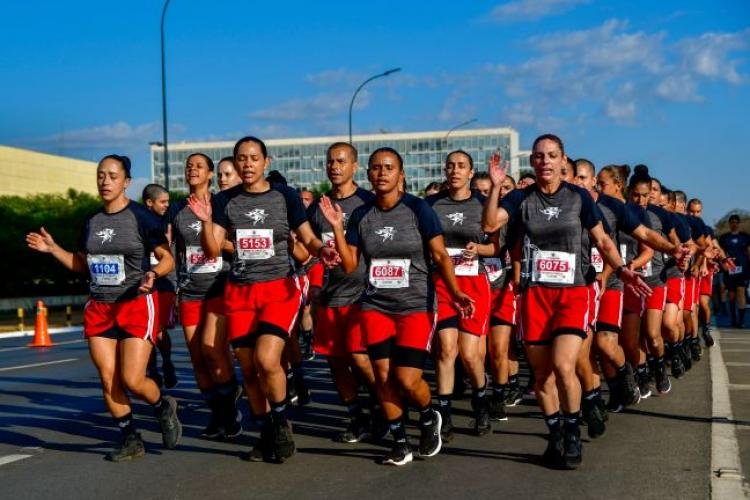 Seis motivos para começar a correr: especialista explica os benefícios do esporte