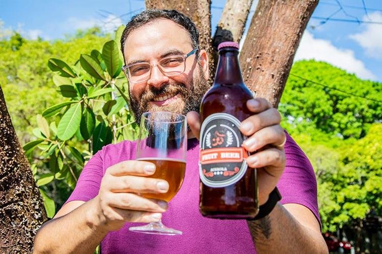 Pesquisadores do Iepa apresentam cerveja artesanal com acerola