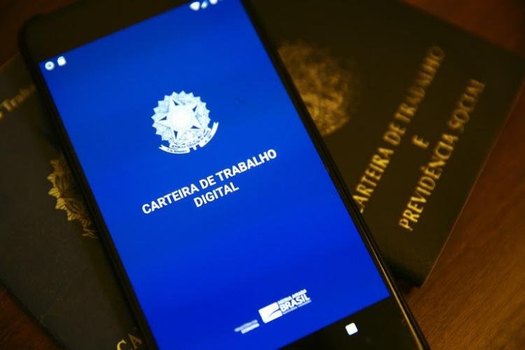Brasil tem saldo de 1,38 milhão de empregos com carteira assinada até o fim de agosto