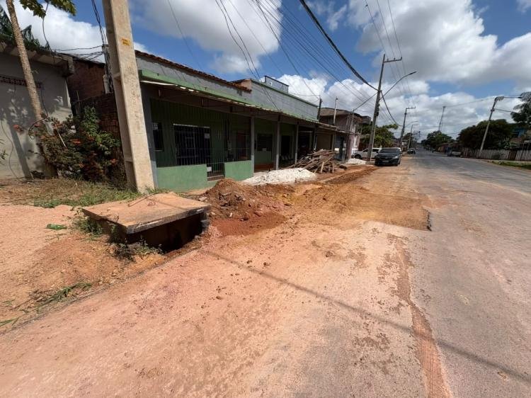 Prefeitura de Santana notifica CSA e exige recuperação asfáltica na Avenida Maria Colares