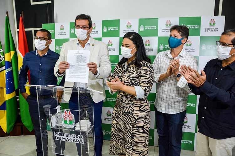 Prefeito de Macapá sanciona pacote de Leis de autoria da vereadora Adriana Ramos