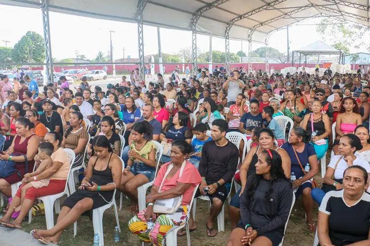 Governo do Amapá entrega kits de alimentos para mais de 1,5 mil famílias na Zona Norte de Macapá