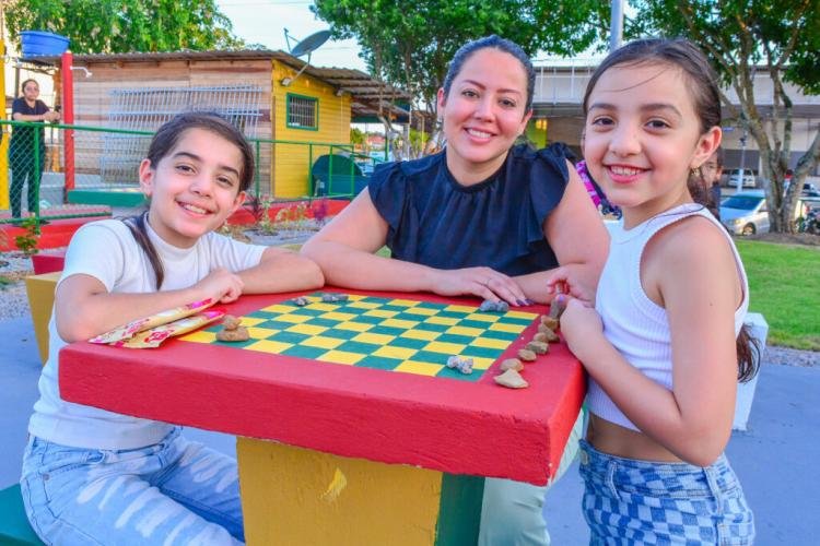 "Espaço da Família" é inaugurado na Praça Nossa Senhora de Fátima