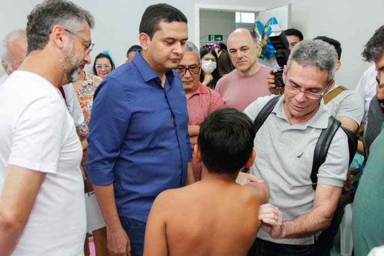Governador Clécio Luís acompanha força-tarefa para cirurgias em crianças com diferenças congênitas em membros superiores