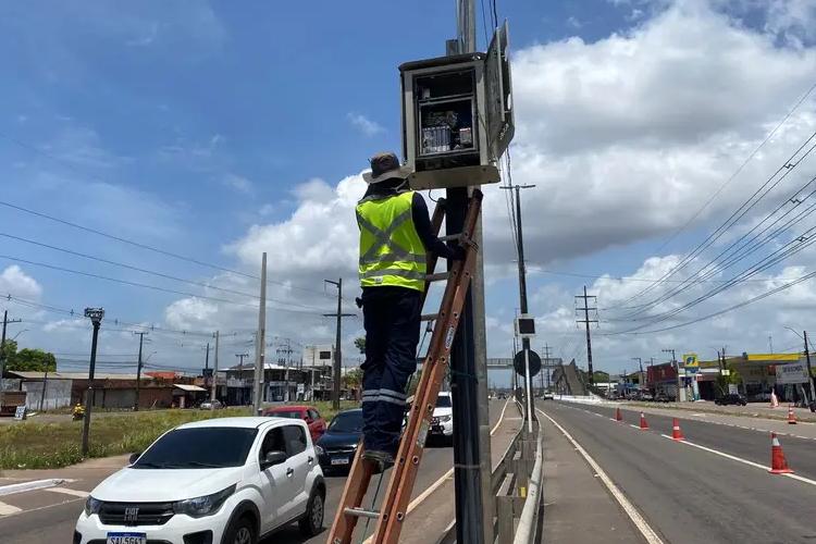 Ipem-Ap realiza aferição dos medidores de velocidade nas principais vias do centro de Macapá
